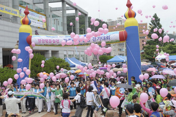 만든곳: 한국 네티즌본부 카페