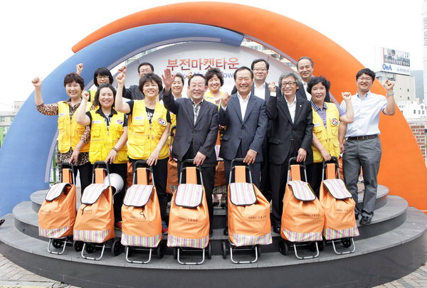 만든곳: 한국 네티즌본부 카페