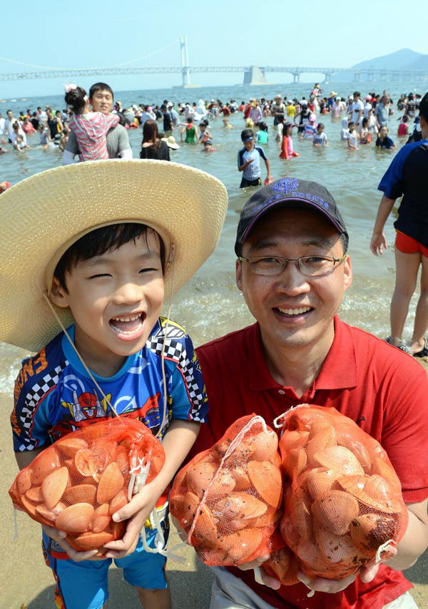 만든곳: 한국 네티즌본부 카페