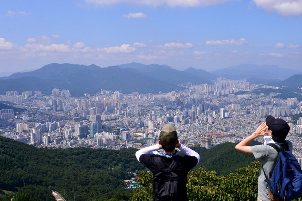 만든곳: 한국 네티즌본부 카페