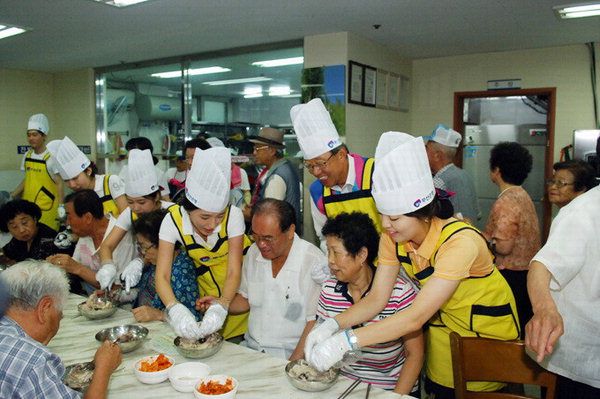 만든곳: 한국 네티즌본부 카페