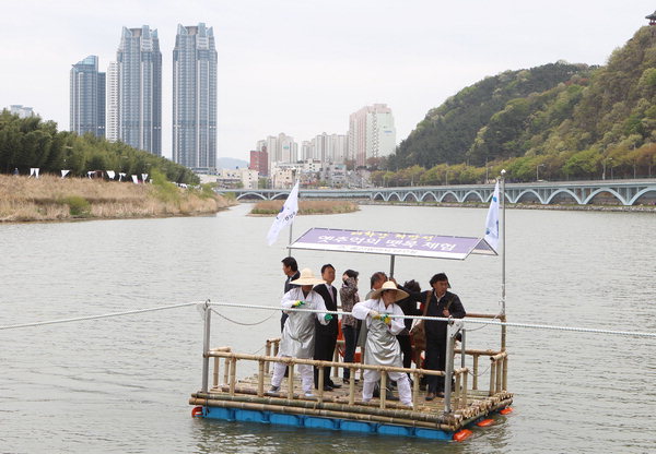 작성: 한국 네티즌본부