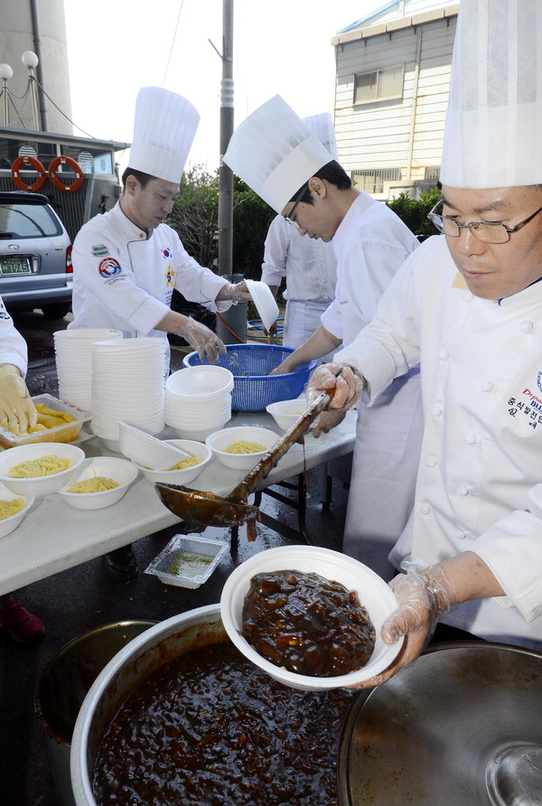 �ۼ�: �ѱ� ��Ƽ�𺻺�