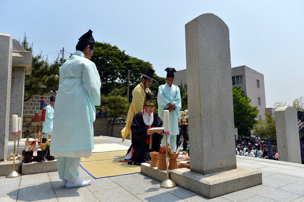 작성: 한국 네티즌본부