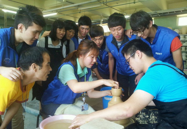 만든곳: 한국 네티즌본부 카페