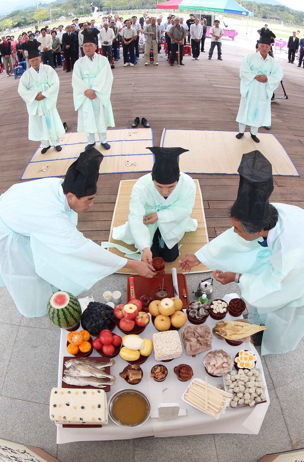 만든곳: 한국 네티즌본부 카페