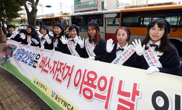 만든곳: 한국 네티즌본부 카페