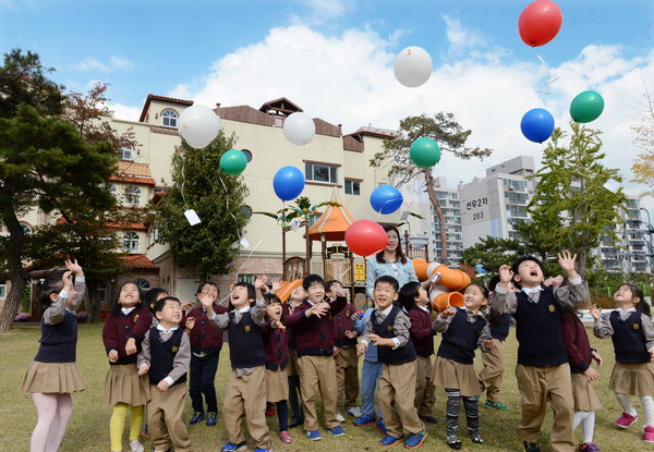 만든곳: 한국 네티즌본부 카페