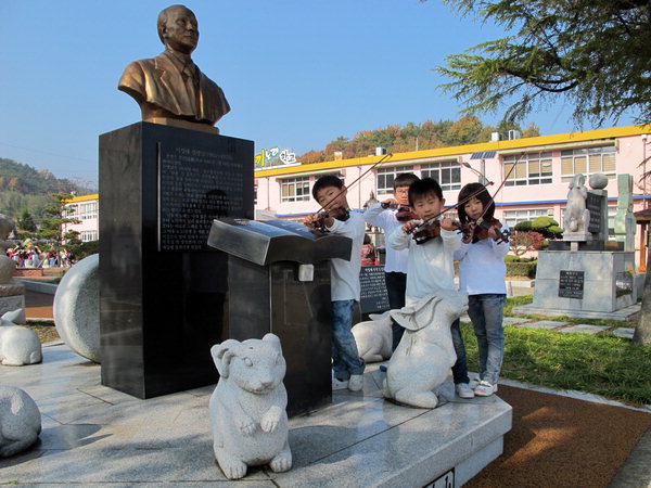 만든곳: 한국 네티즌본부 카페