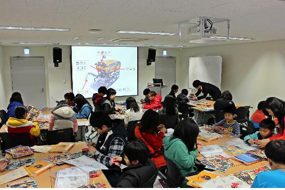 만든곳: 한국 네티즌본부 카페