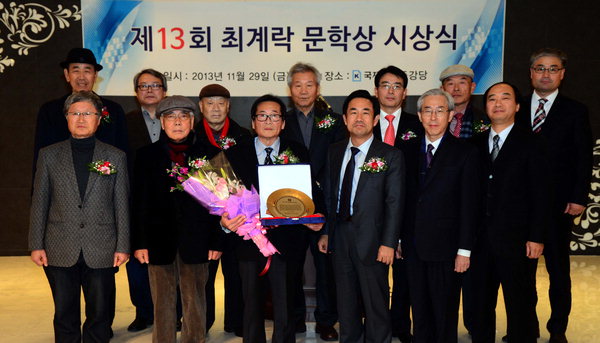 만든곳: 한국 네티즌본부 카페