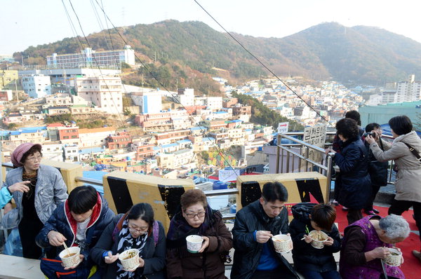만든곳: 한국 네티즌본부 카페