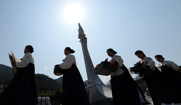 사진이 안보일 때→우측클릭→'사진보기' 클릭, OK. ☞작성: Daum카페: 한국 네티즌본부