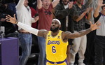3만8388점…‘킹’ 르브론, NBA 통산 득점 1위 새 역사