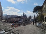 [최혁규 기자가 전하는 튀르키예 지진 현장] 쑥대밭 된 이재민촌…숙식·위생 위험수준