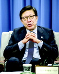 [정가 백브리핑] 박 시장 “정부 배상안 용기있는 결단”