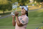 유해란, LPGA투어 첫 우승…아칸소 챔피언십 제패