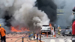 부산 마트 공터서 부탄가스 연쇄 폭발…차량 10여 대 불타는 등 아수라장(종합)