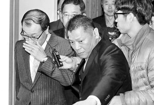 �λ� ��Ⱦ�� �湮�� ���� �λ���� �� ����