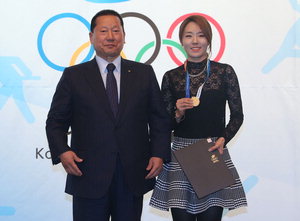 ���� ����' �̻�ȭ, ����ü��ȸ ü����� ����