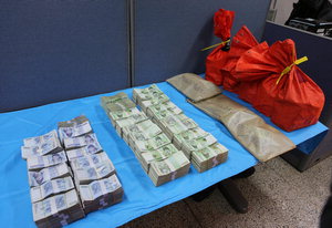 �λ� ���� ������������ �߻����� ���� �˰ű���