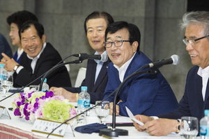 �λ����, ���� ����ΰ� ����ȸ