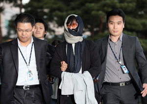 ������ '�ݰ�����' �м�