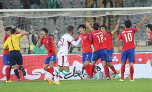 <�̶� �ѱ� �౸> ������ ���� ���� ��ƿ����ȣ '�ƽþ��� ü�� ��ȯ'