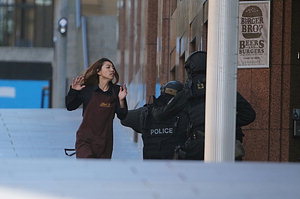 �ѱ��� ����� ��ġ �ҽĿ� �õ�� ������ȸ '��ݰ� ����'