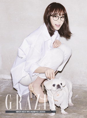 'ÁøÂ¥»ç³ªÀÌ-¿©±ºÆ¯Áý' °¿¹¿ø Ⱥ¸, ¼½½ÃÀ̹ÌÁö ¹þ°í ûÃÊÇÑ ¸Å·Â ¼±º¸¿©