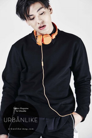 '������Ƽ ����Ÿ' ���̾�(IRON), ī������ �ŷ� '����'������ '�۽�(puss)' ��ó�� 'ȭ��'