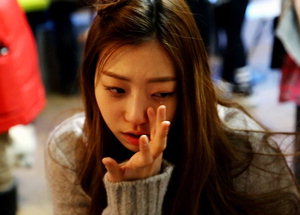 'ÆêÇϿ콺' ¼Ò³ª¹«, 1±â °¾ÆÁöµé ÀÛº°ÀÇ '´«¹° ÆãÆã'¡¦Ç³¼±¶§¹®¿¡ ¿î ¸â¹ö´Â?