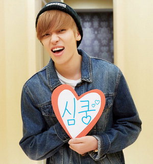 �Ͽ� '����', ���� ������ '�����'����â�� �۰�� ���Ǵ� �ɹ̽�Ʈ��