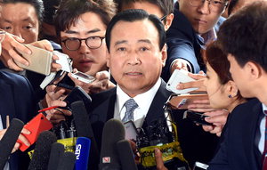 °ËÂû ¾Õ À̿ϱ¸