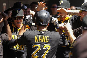 ����ȣ, �Žó�Ƽ�� ���� 8ȣ Ȩ�� �۷ġ���Ÿ� 128m