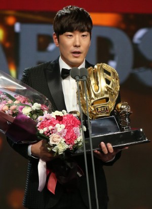 '2015 ��� �۷���' ����ȣ, ���ݼ� ù ���۷��� ����, 