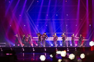 ±Û·Î¹ú ±×·ì ¿¢¼Ò, È«Äá ÄܼƮ¿¡¼ 2¸¸ °ü°´ ¸Å·á½ÃÄÑ