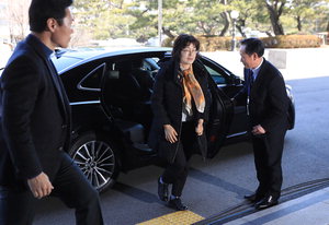 ź�ٽ��� �������� 24�ð� �յΰ� �ڱ��� ����� �⼮ �뺸 ���� �ȿ� ���⼮ ���ɼ�