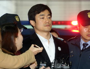 Ư��, û��ȸ ���⼮, ��ȯ�䱸 ���� �̿��� ������ ����, ����, ������ ���� ���Ƿ� ���ӿ��� û��