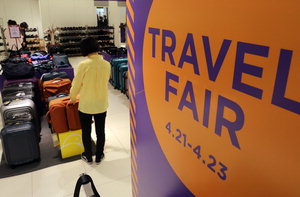 5�� Ȳ�ݿ��� ������� ǳ��...�Ե� �÷����佺Ÿ ����