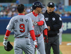 SK �̴�� �߰� ¡�� �޳�...2�� �������ȸ ����