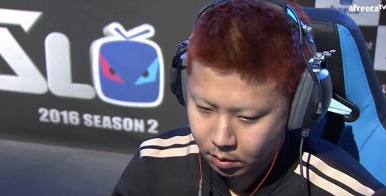 `철구` 누구? 전직 프로게이머...아프리카BJ 최초 100만 애청자 보유 : 부산의 대표 정론지, 국제신문