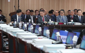 [���� �̽�] �Ƿẹ���о� ������ ���� ����� �����浹