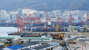 �ؾ硤���� ���Ļ������ ��Ϻεο� �Ǹ� ����ȭ