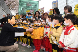 ���Ϻ��� ���깰 �Ա�Ⱦ�䡱