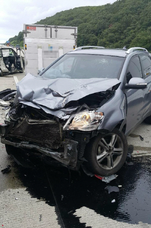 �λ�����ӵ��� ����ްԼ� �αټ� 7�� �ߵ����...6�� �߰��