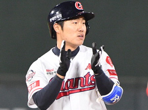 1000�̴� Ȱ�� �ź���, ���۷��� �ĺ����� �� �� ���