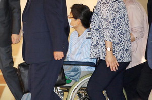 �ڱ���, ���� 900�� ���� ���⡦���ް��� �Կ�