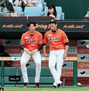 ��ȭ �輺�� ������ �ڻ�� �������� ù �� ���ؼ������� ���� ���� �̾��ء�