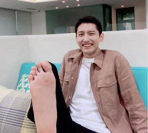 ����ű� �ְ�â��, 9�� ��ȥ ���λ� �Բ��ϰ��� �����